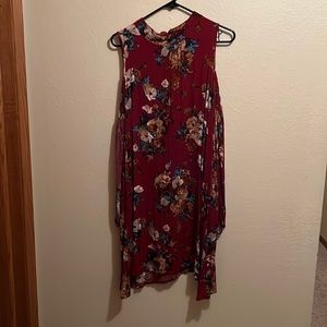 1X Open shoulder floral long sleeve dress